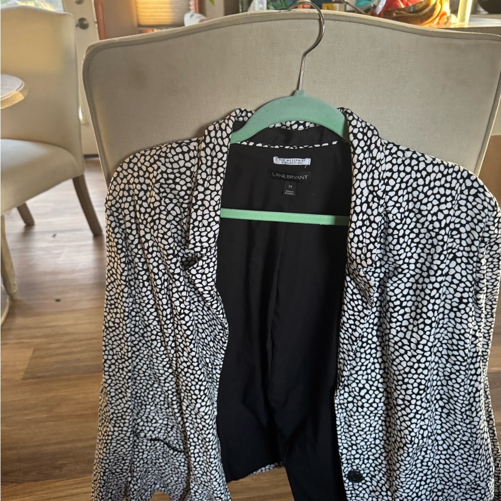 Black and White Patterned Blazer